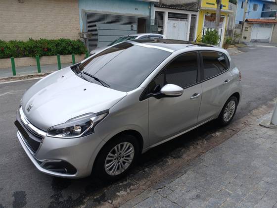 PEUGEOT 208 1.6 ALLURE 16V FLEX 4P AUTOMÁTICO
